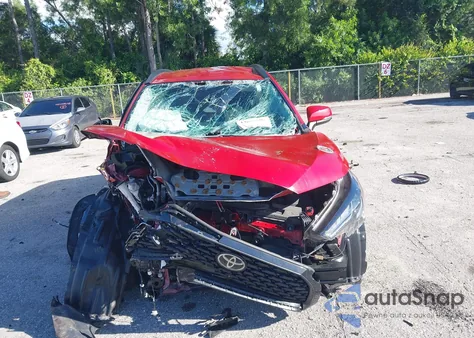 2023 Toyota Corolla Cross Le z USA, uszkodzony, nr VIN 7MUCAAAG1PV069319